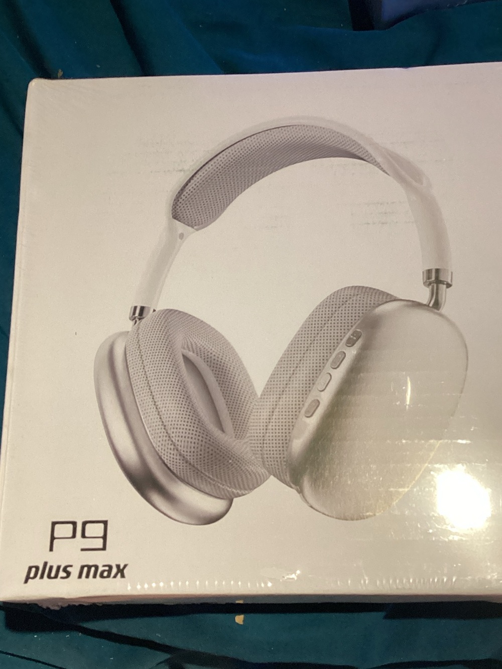 Plus Max P9 Wireless Over-Ear Headphones - Silver/White